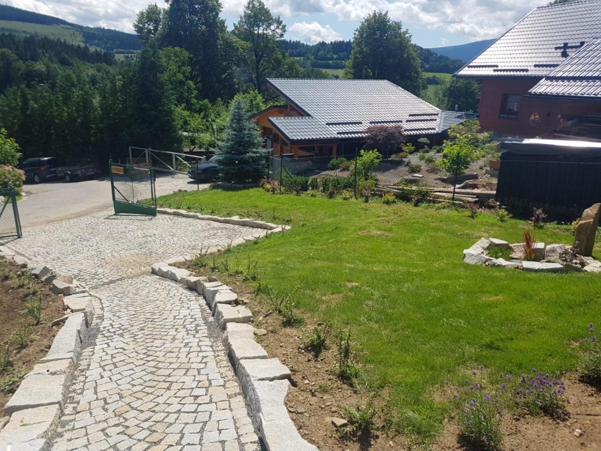 Roubenka Strma Villa Jesenik Bagian luar foto